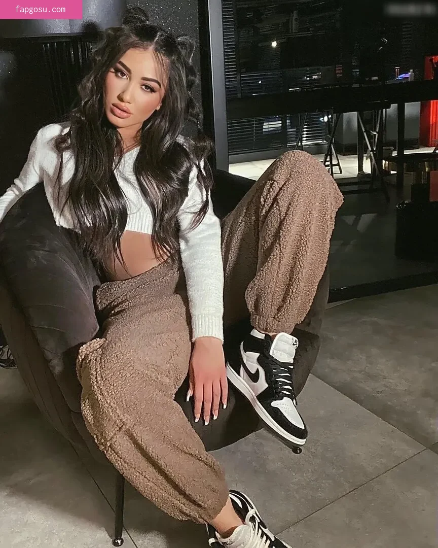 melinda ademi