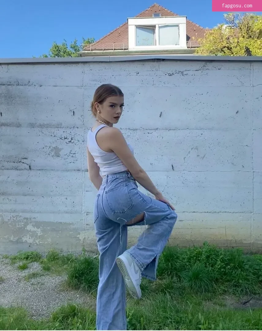 Melina Celine