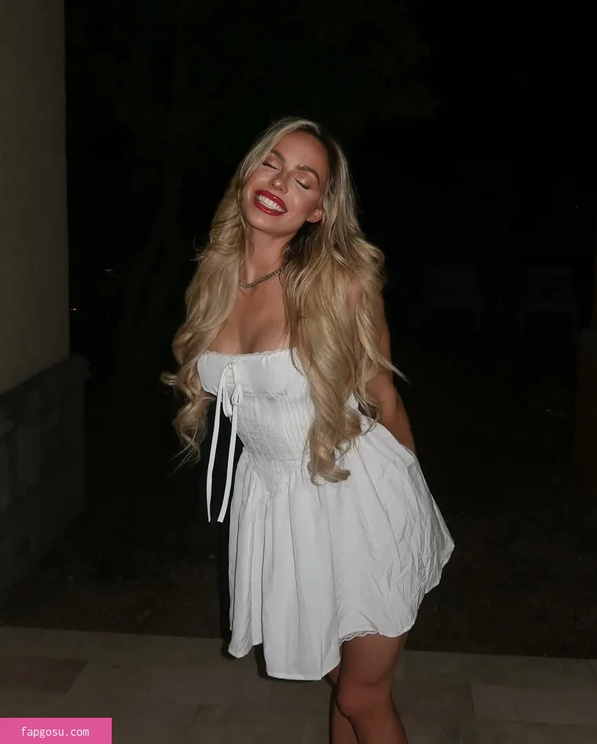 Maxxine Dupri