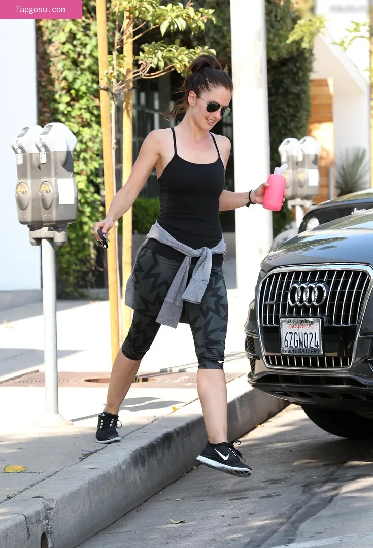 Minka Kelly