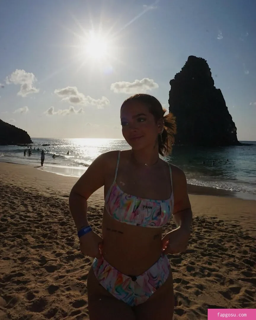 Mel Maia