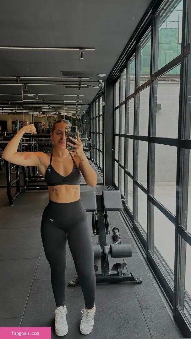 Mel Maia