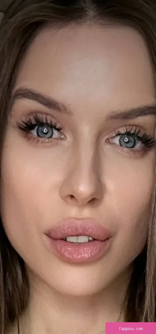 mia_meow_girl