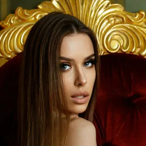 mia_meow_girl