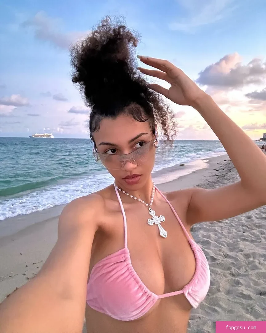 Moneyy.momo