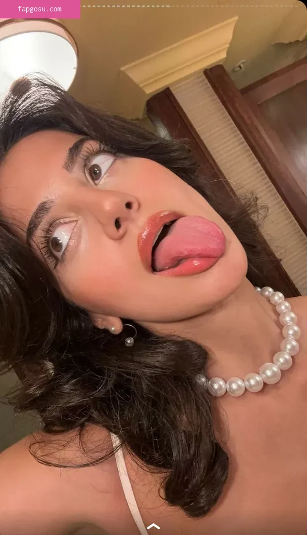 Melody Oz