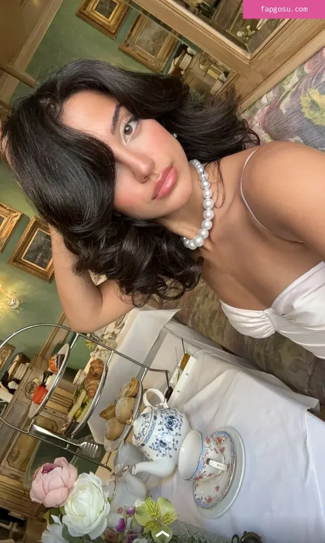 Melody Oz