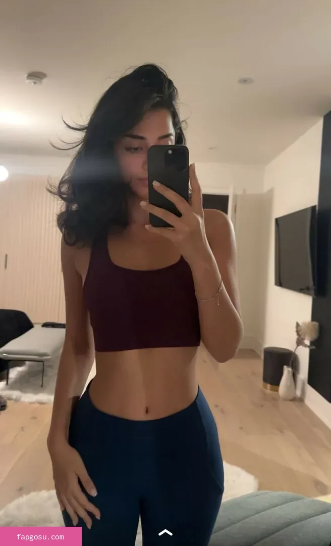 Melody Oz