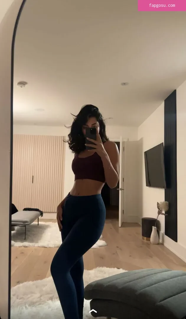 Melody Oz
