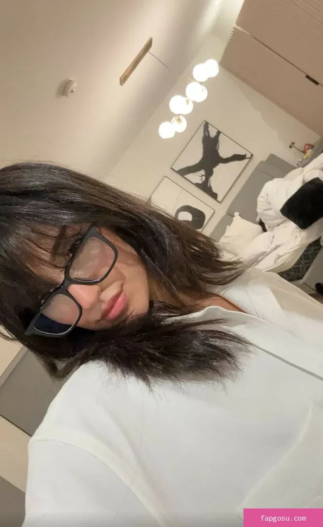 Melody Oz