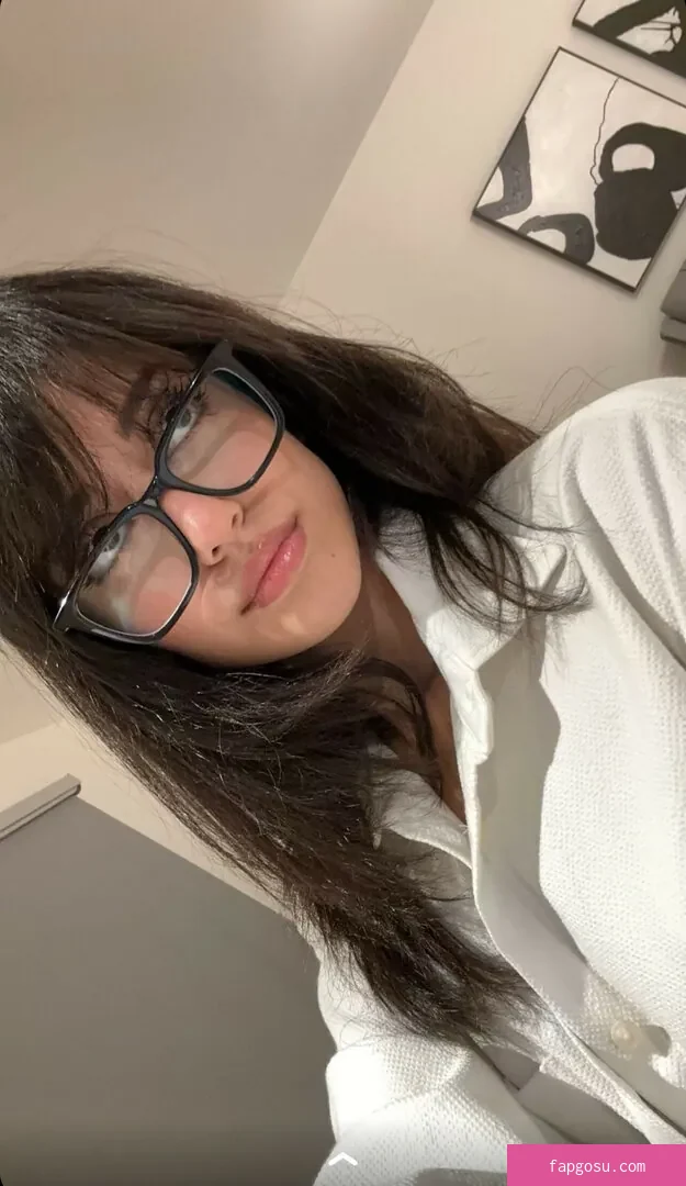 Melody Oz