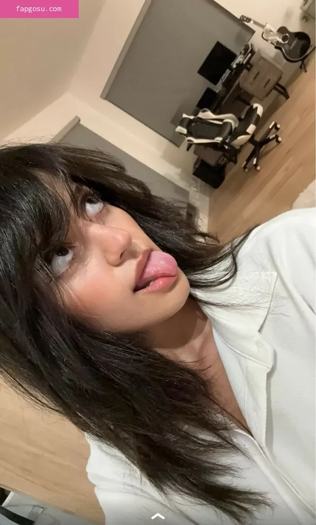 Melody Oz