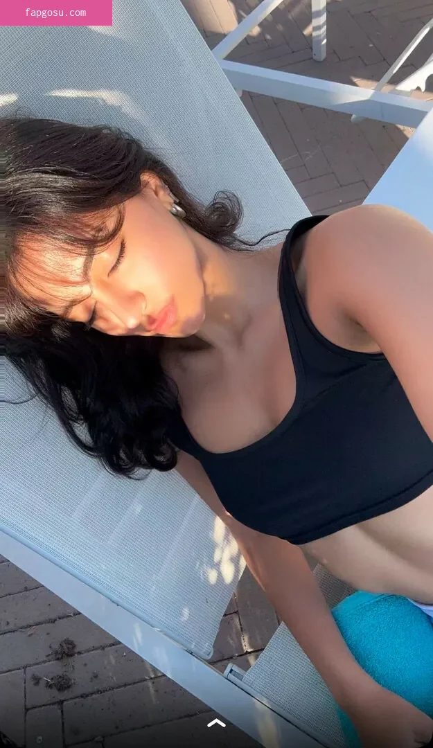 Melody Oz