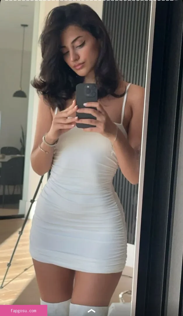 Melody Oz