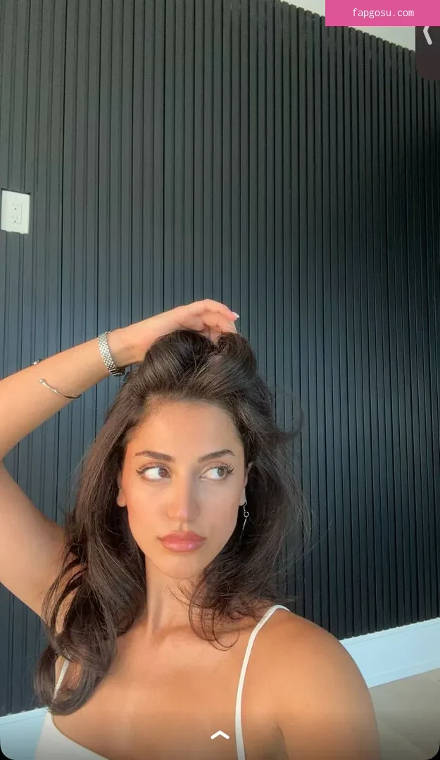 Melody Oz