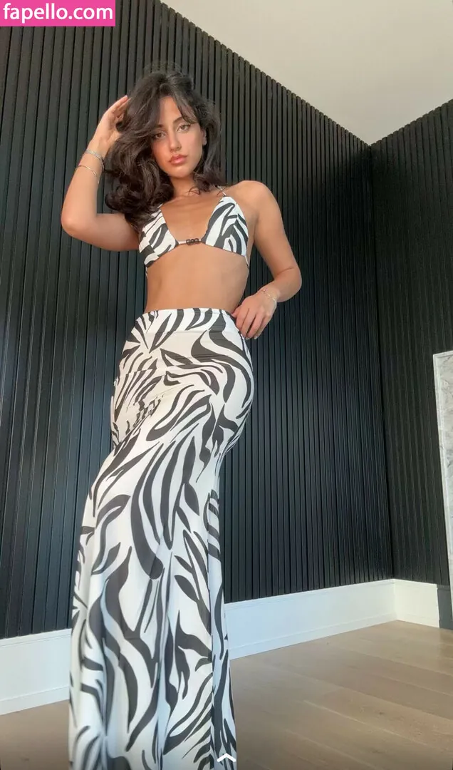 Melody Oz