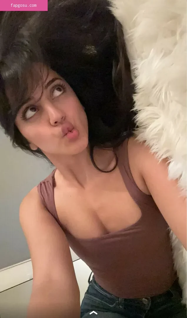 Melody Oz