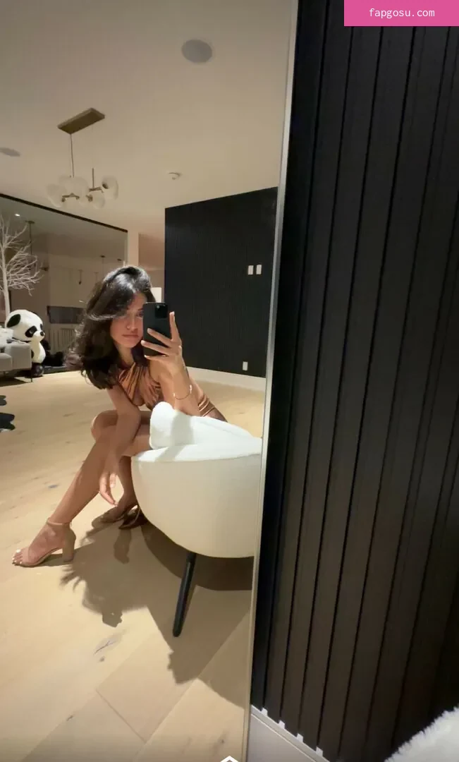 Melody Oz