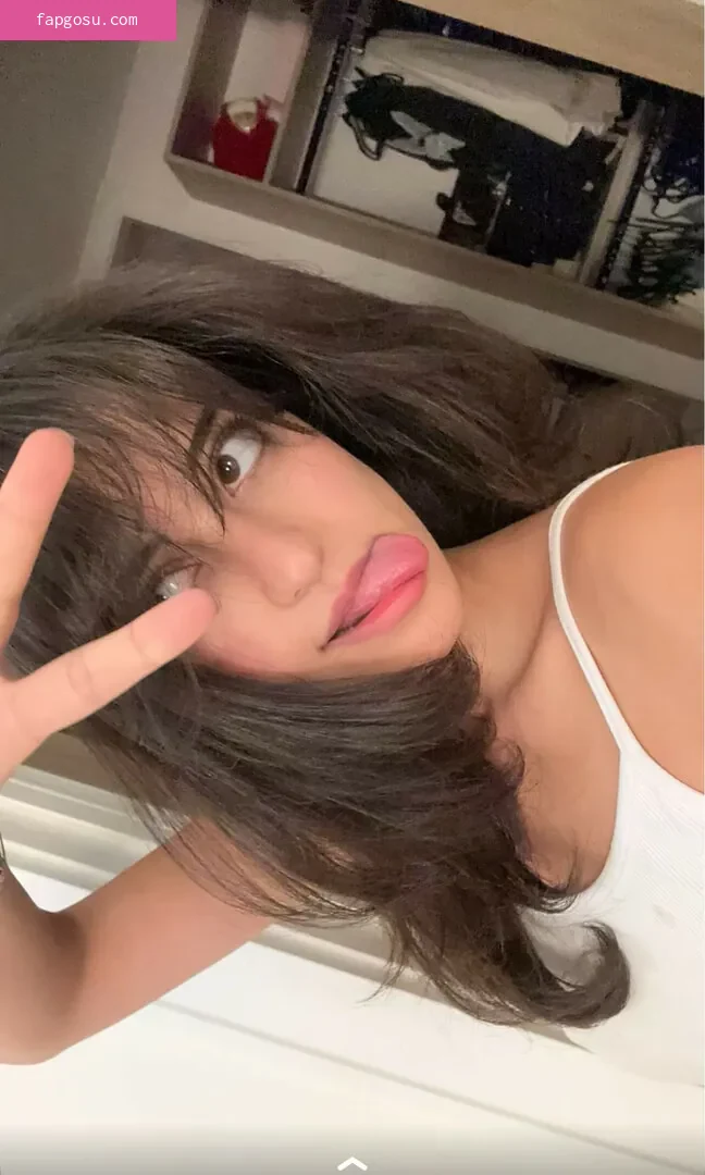 Melody Oz