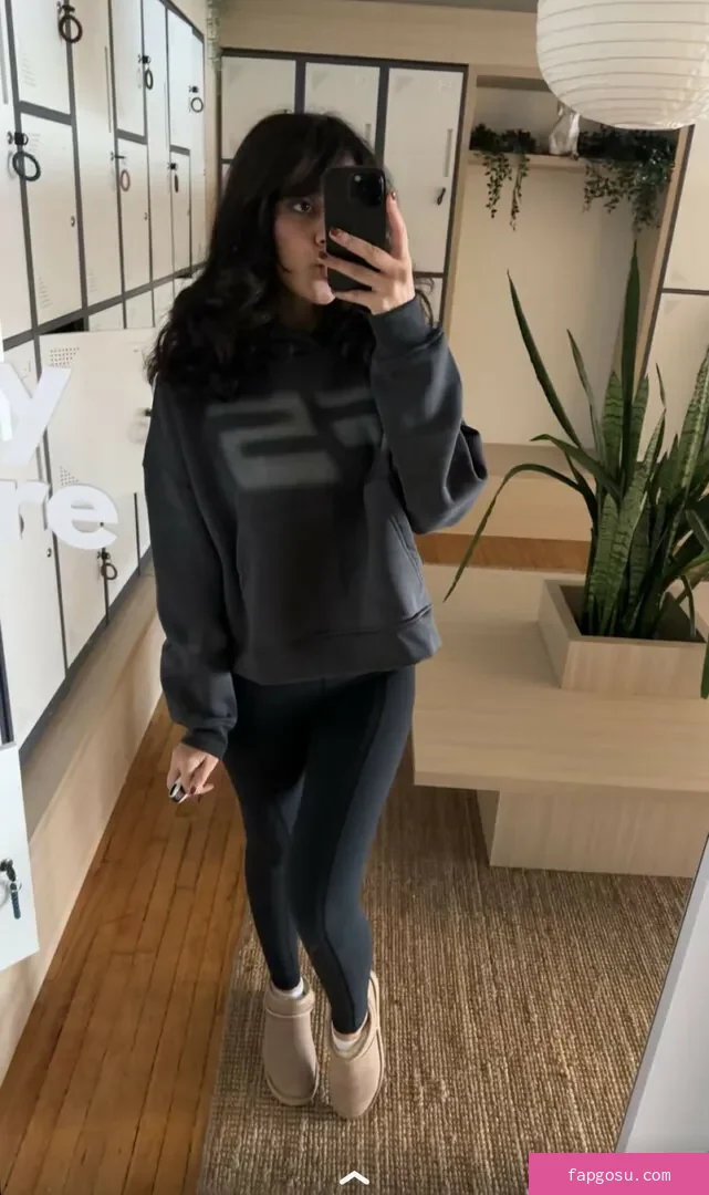 Melody Oz