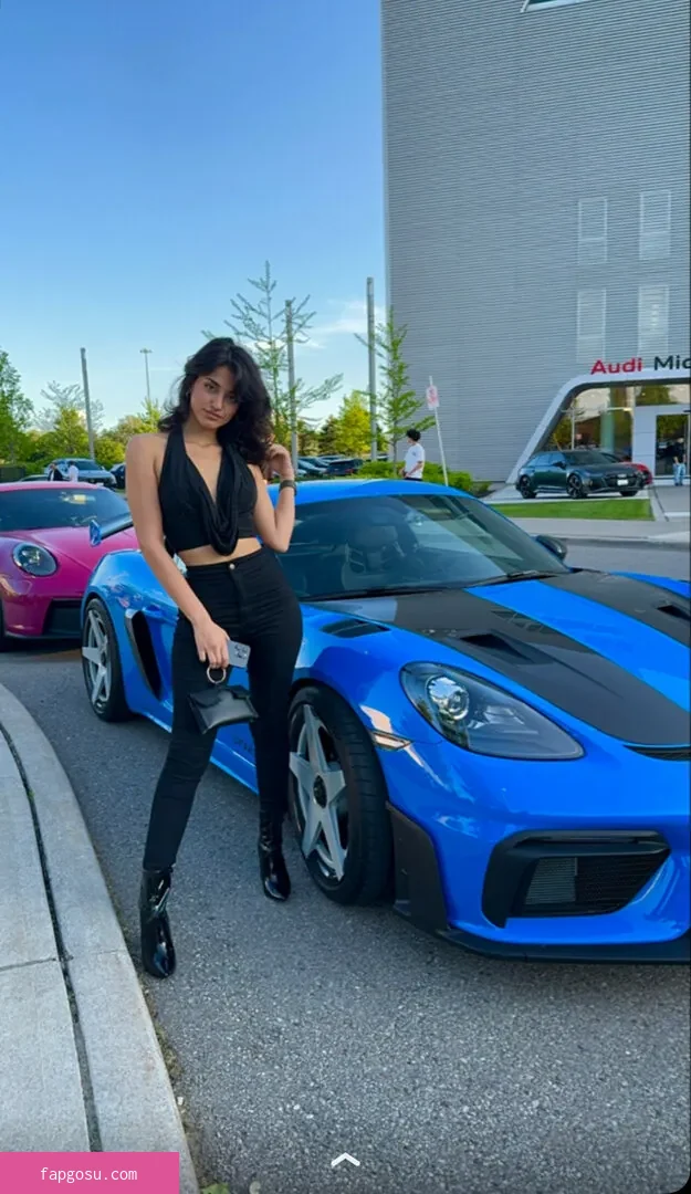 Melody Oz