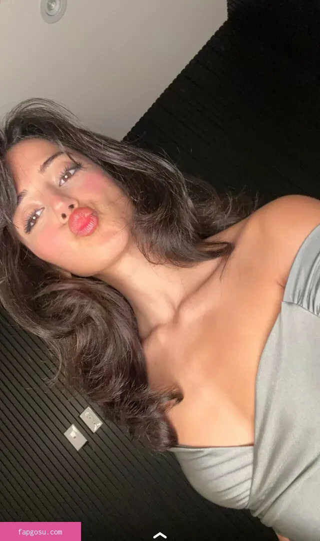 Melody Oz