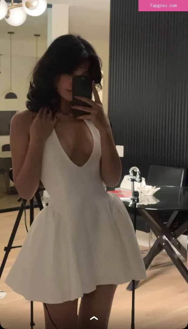 Melody Oz