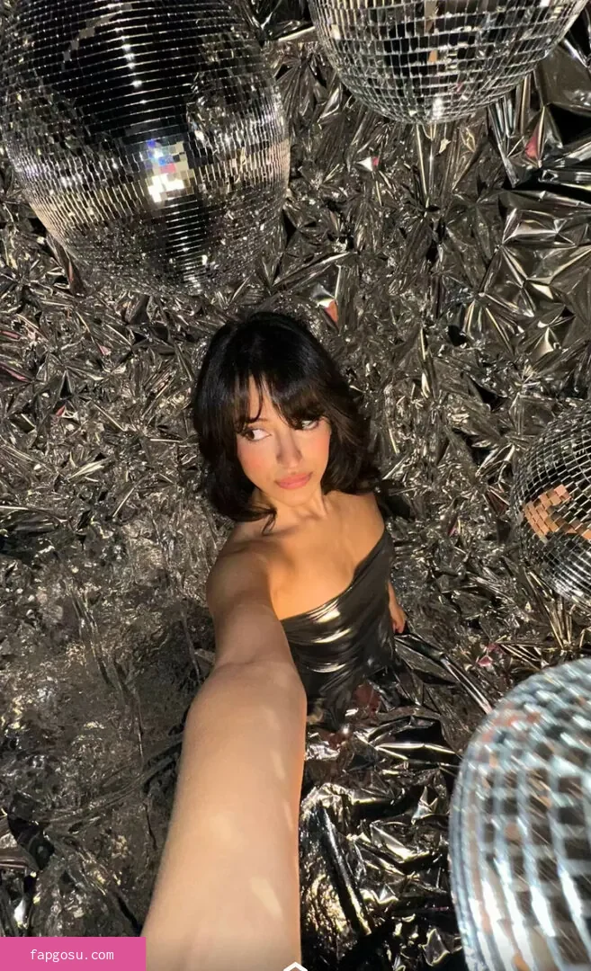 Melody Oz