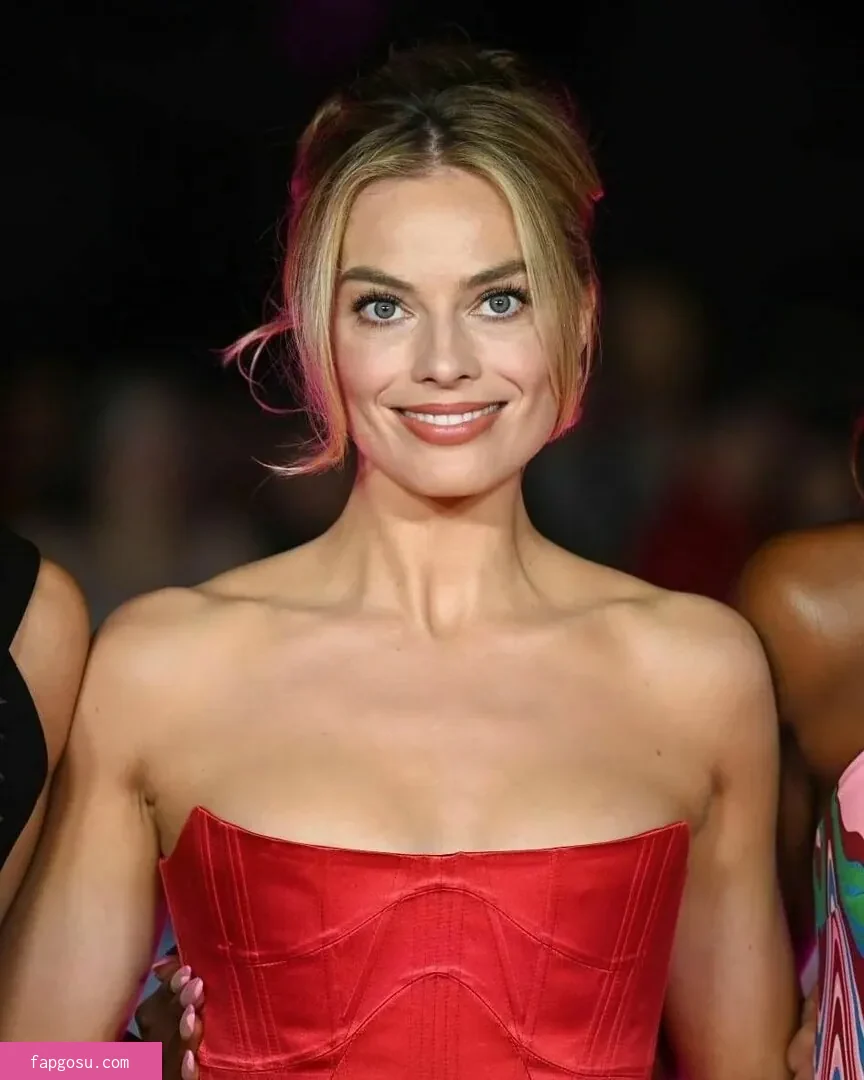 Margot Robbie