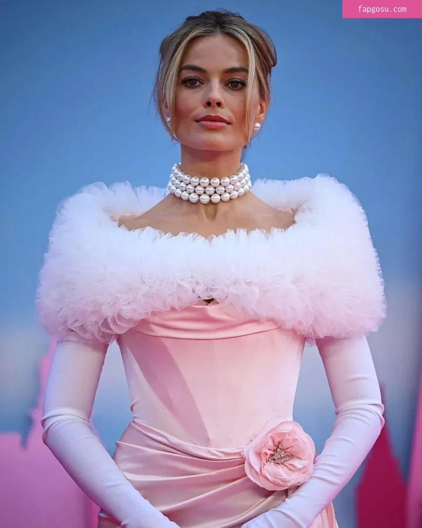 Margot Robbie