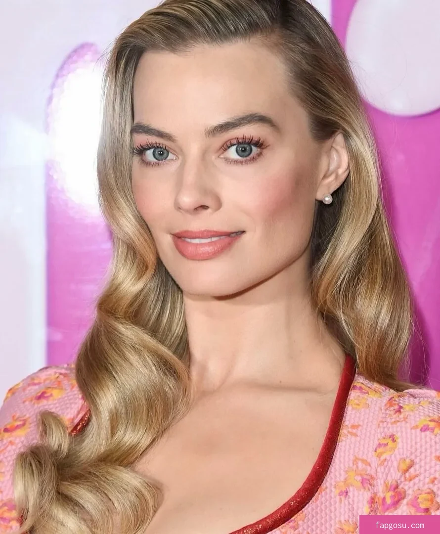 Margot Robbie