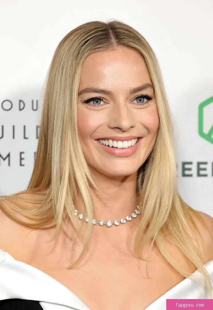 Margot Robbie