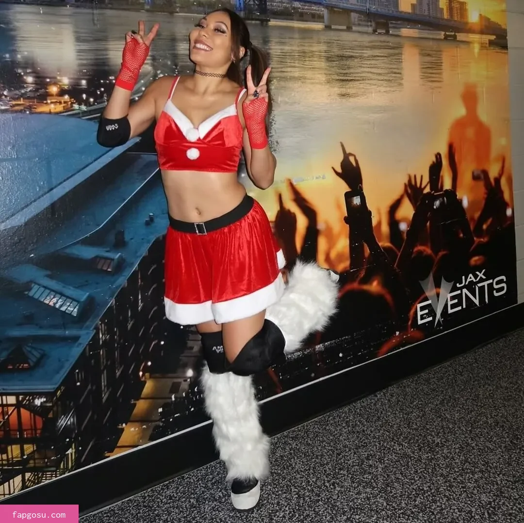 Mia Yim