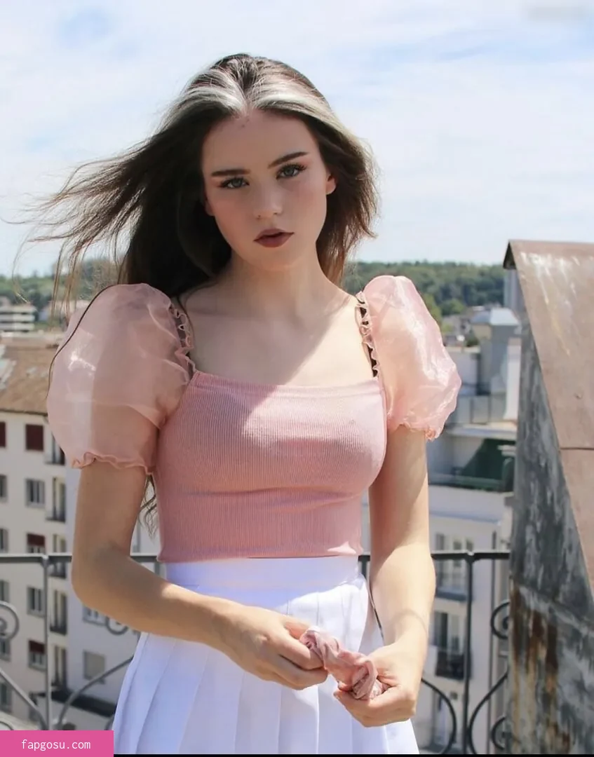 nadinebreaty