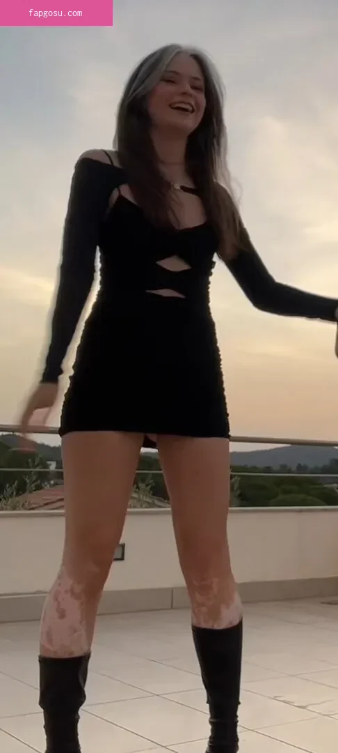 nadinebreaty