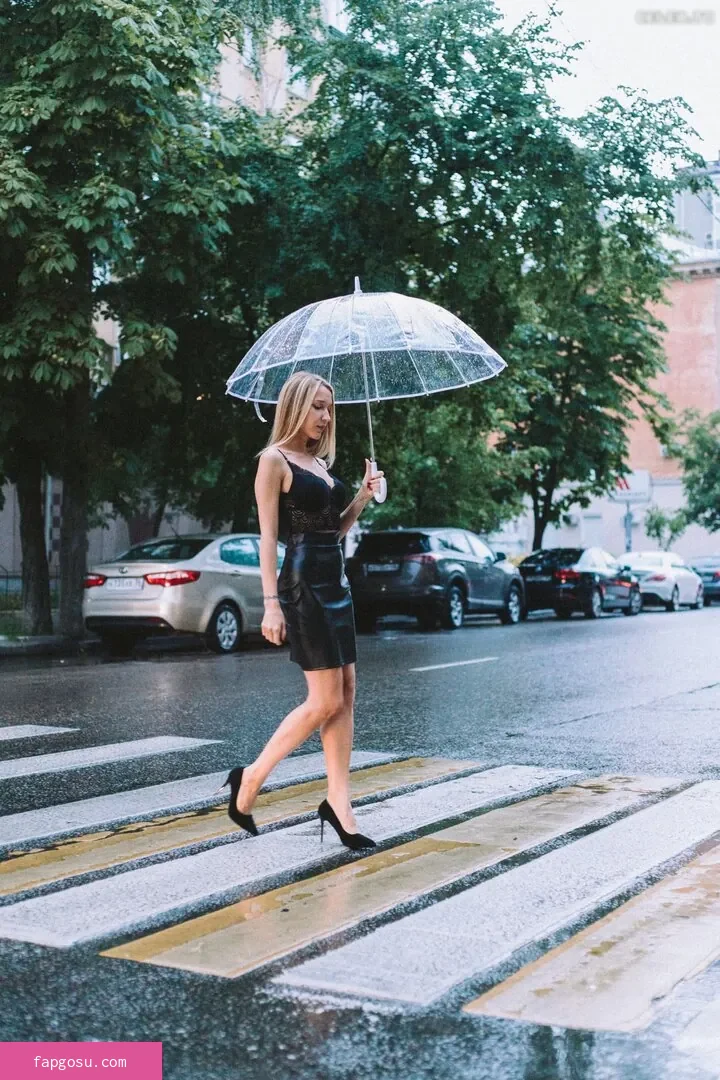 Natalie (Avo)