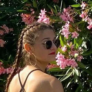 Nina Joy