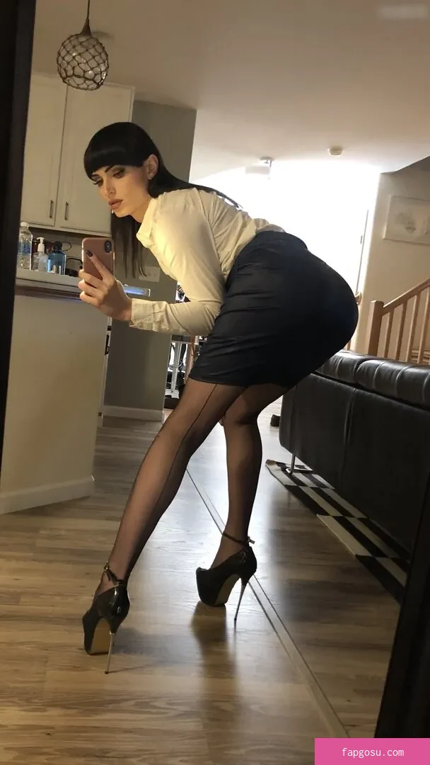 Natalie Mars