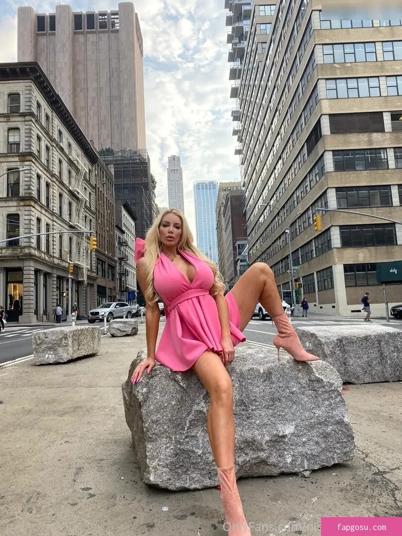 Nicolette Shea