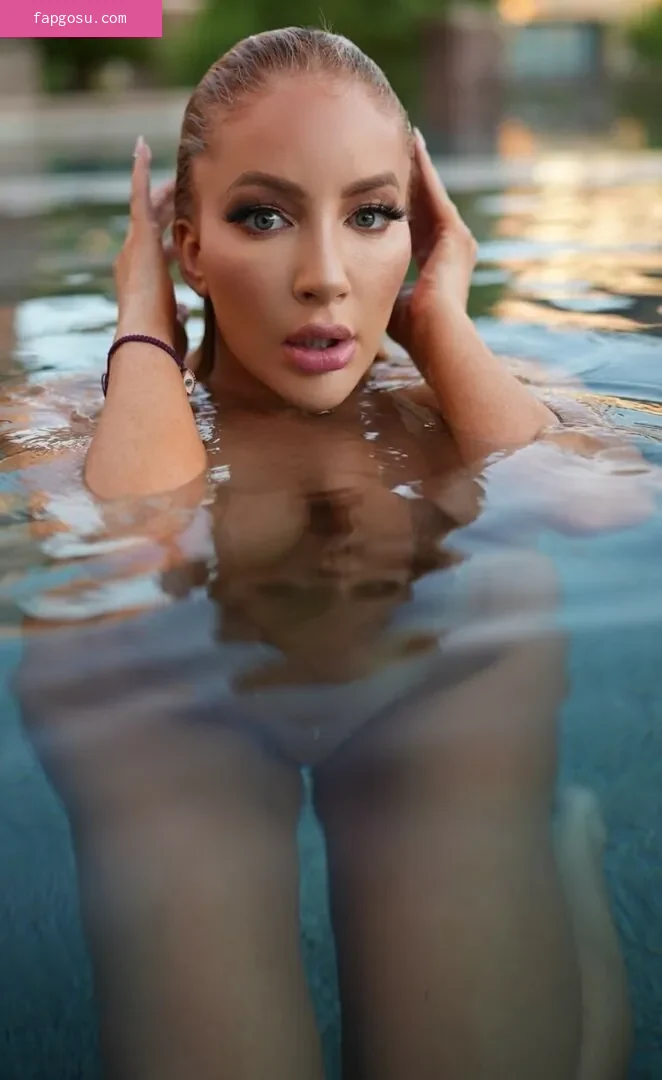 Nicolette Shea