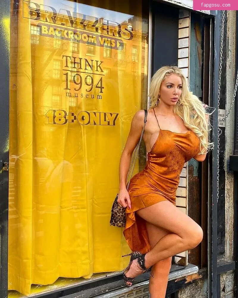 Nicolette Shea