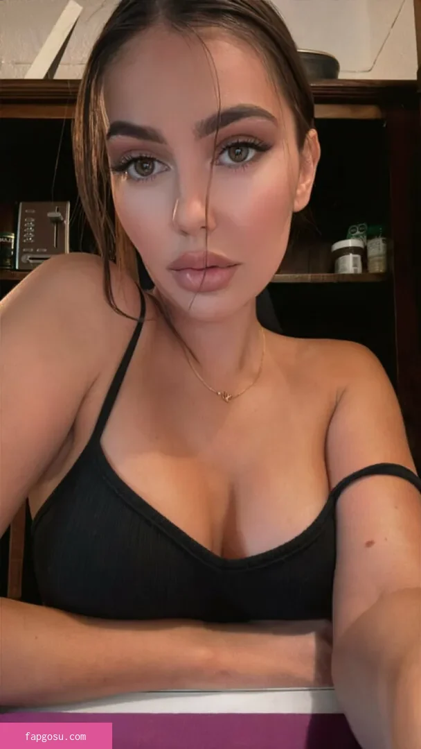 Olivia Mae