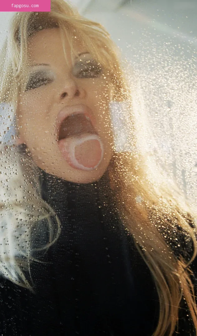 Pamela Anderson