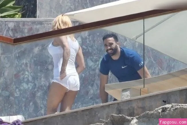 Pamela Anderson