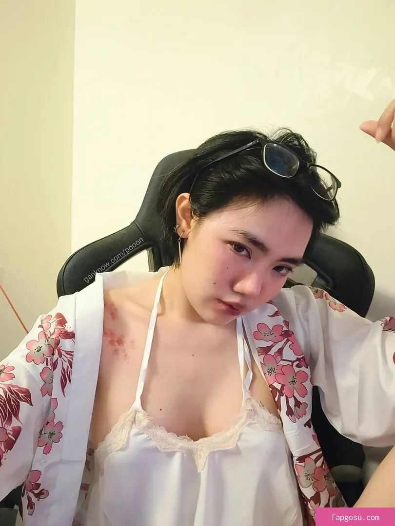 Poon Wrunya
