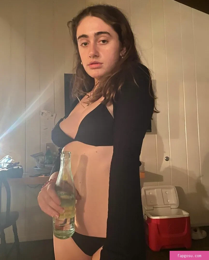 Rachel Anne Sennott