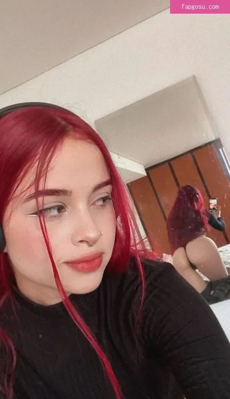 roxxy_mora