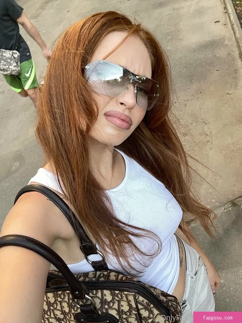 Renata Ri