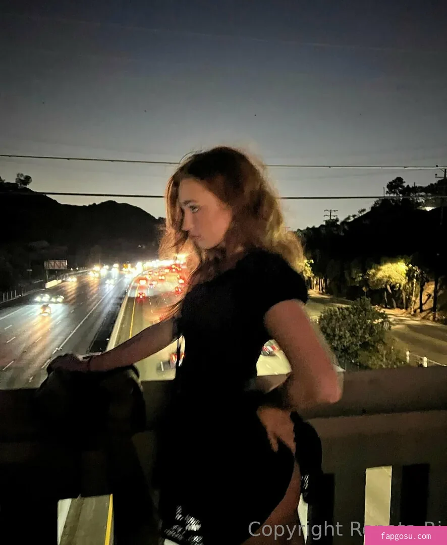 Renata Ri