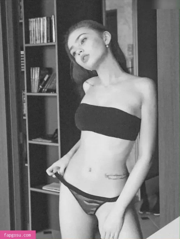 Renata Ri